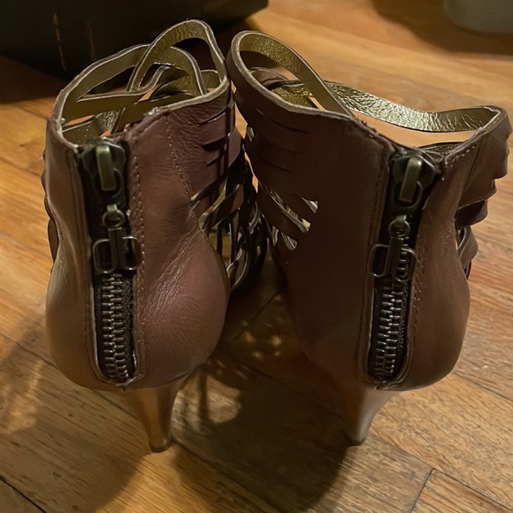 Dani Black Gladiator Heels 10 - Picture 3 of 5